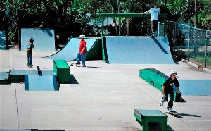 Skeitparks Vārvē