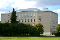 Ugāles vidusskola