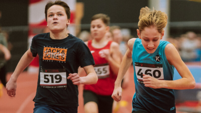 Jaunie sportisti skrējienā