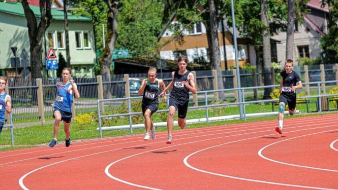 Ralfs uztāda jaunus rekordus skriešanā