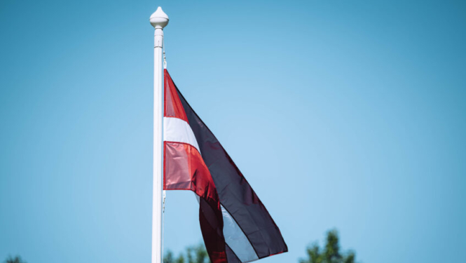 Latvijas karogs