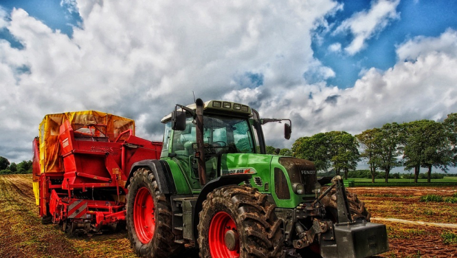 Traktors