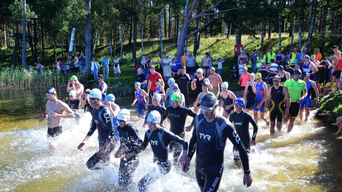 Latvijas Čempionāts triatlonā Vidējā distancē.
