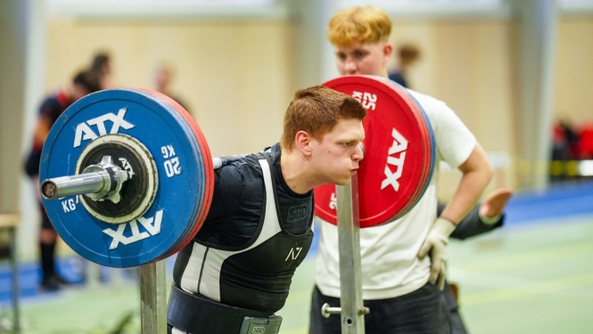 Oktobra vidus Ugāles sporta centrā aizvadīts pauerliftinga jeb spēka trīscīņas zīmē