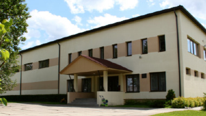 Puzes kultūras nama ēka