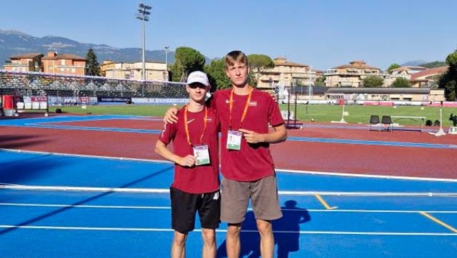 Elans un Nils pirms sacensībām  Rieti, Itālijā