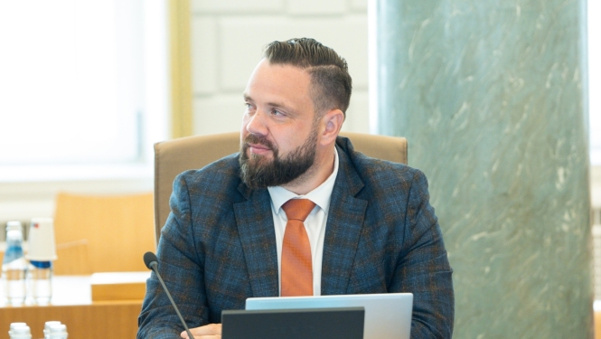 Ministrs Vitenbergs reģionālajā vizītē Ventspils novadā apmeklēs stratēģiski svarīgus enerģētikas infrastruktūras objektus