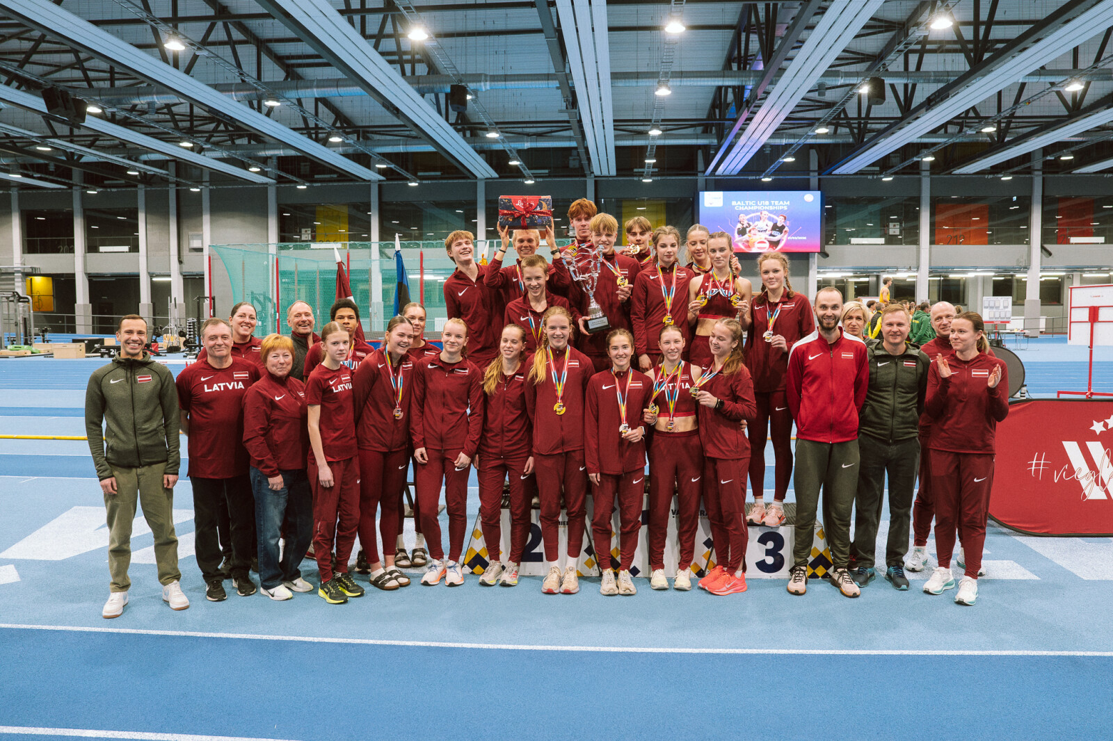 Sportisti saņēmuši apbalvojumus