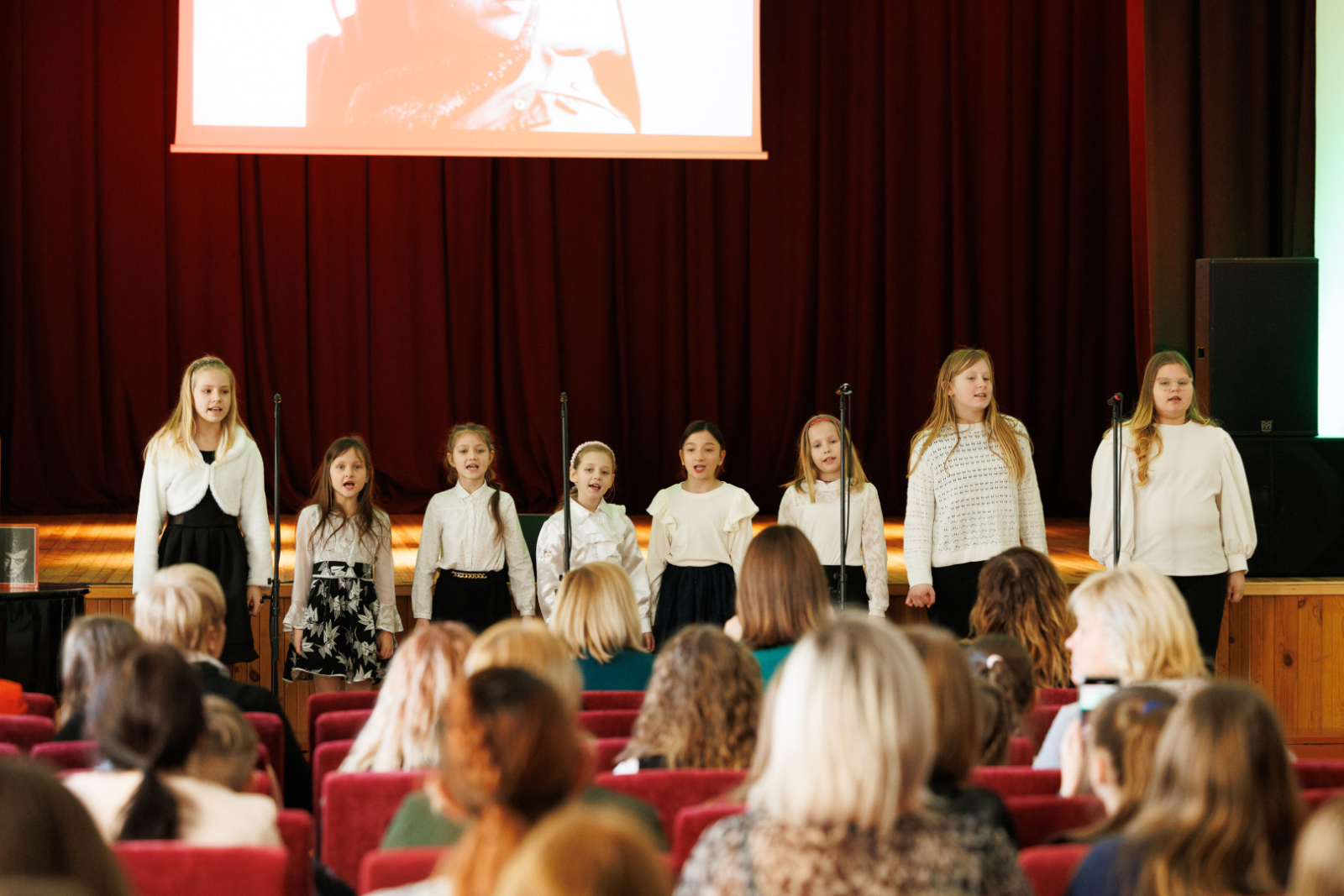 Ventspils novada skolēnu vokālo ansambļu un koru koncerts – sirsnīgs veltījums Raimonda Paula daiļradei