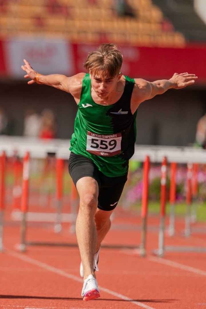 Sportists kustībā