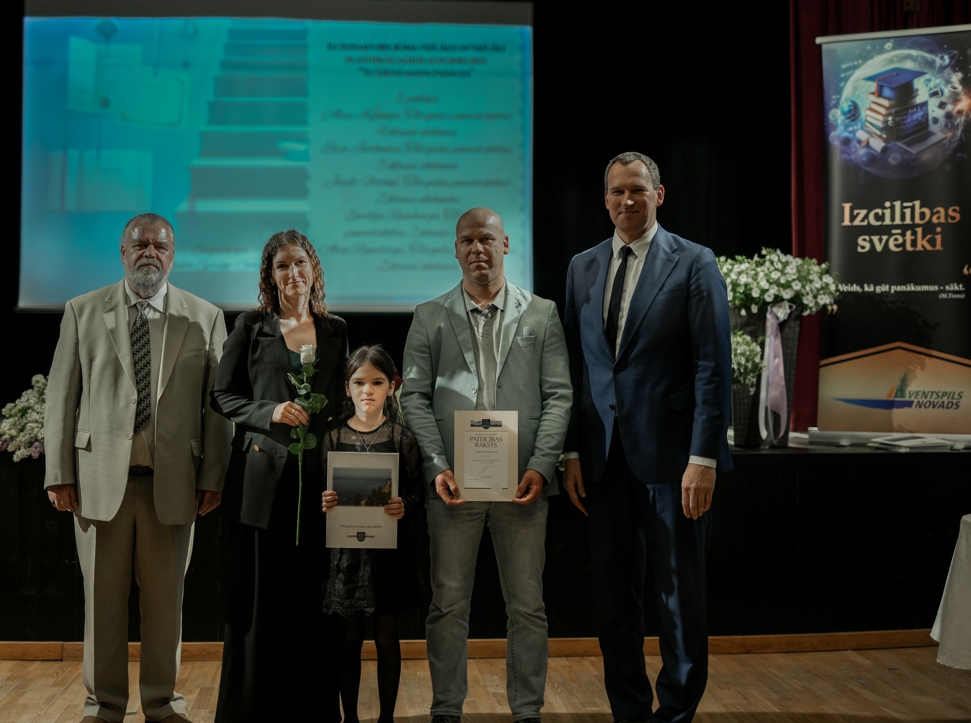 Ugālē sveic izcilniekus un sportistus