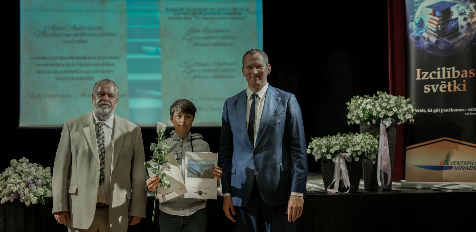 Ugālē Izcilības svētkos sveic skolēnus, sportistus un pedagogus