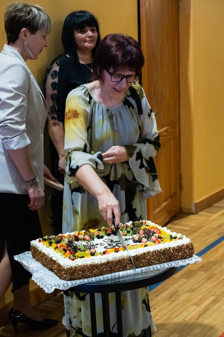 Puzes pamatskolai nosvinēta 150 gadu jubileja