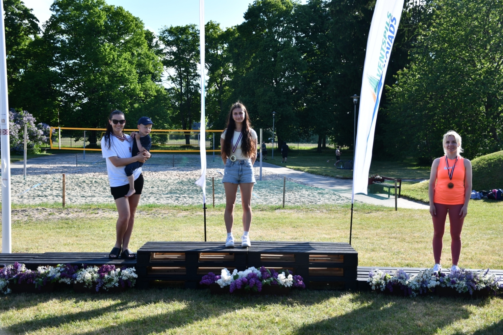 Popē aizvadīti novada sporta svētki