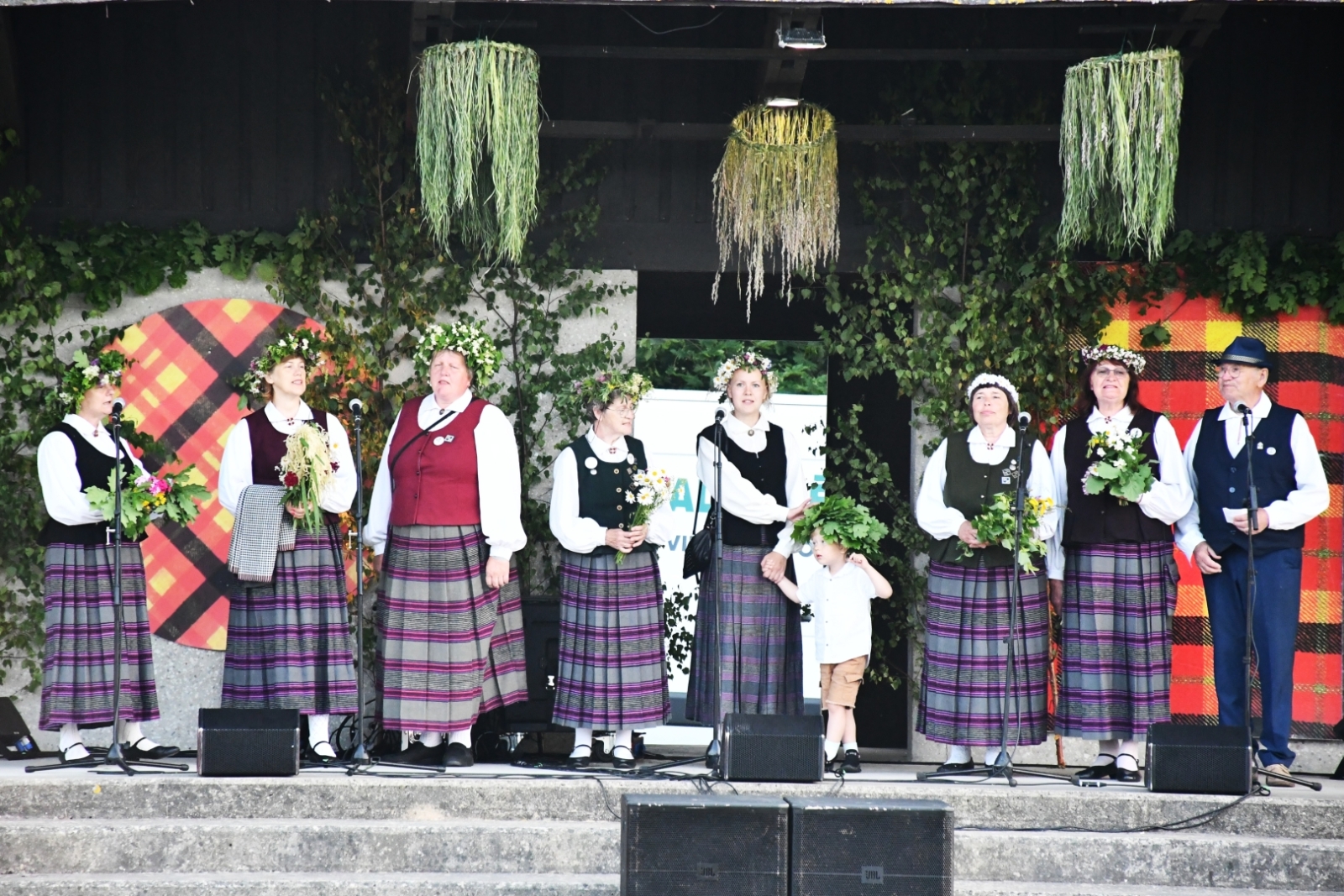 Aizvadīti saulgriežu svētki Jūrkalnē