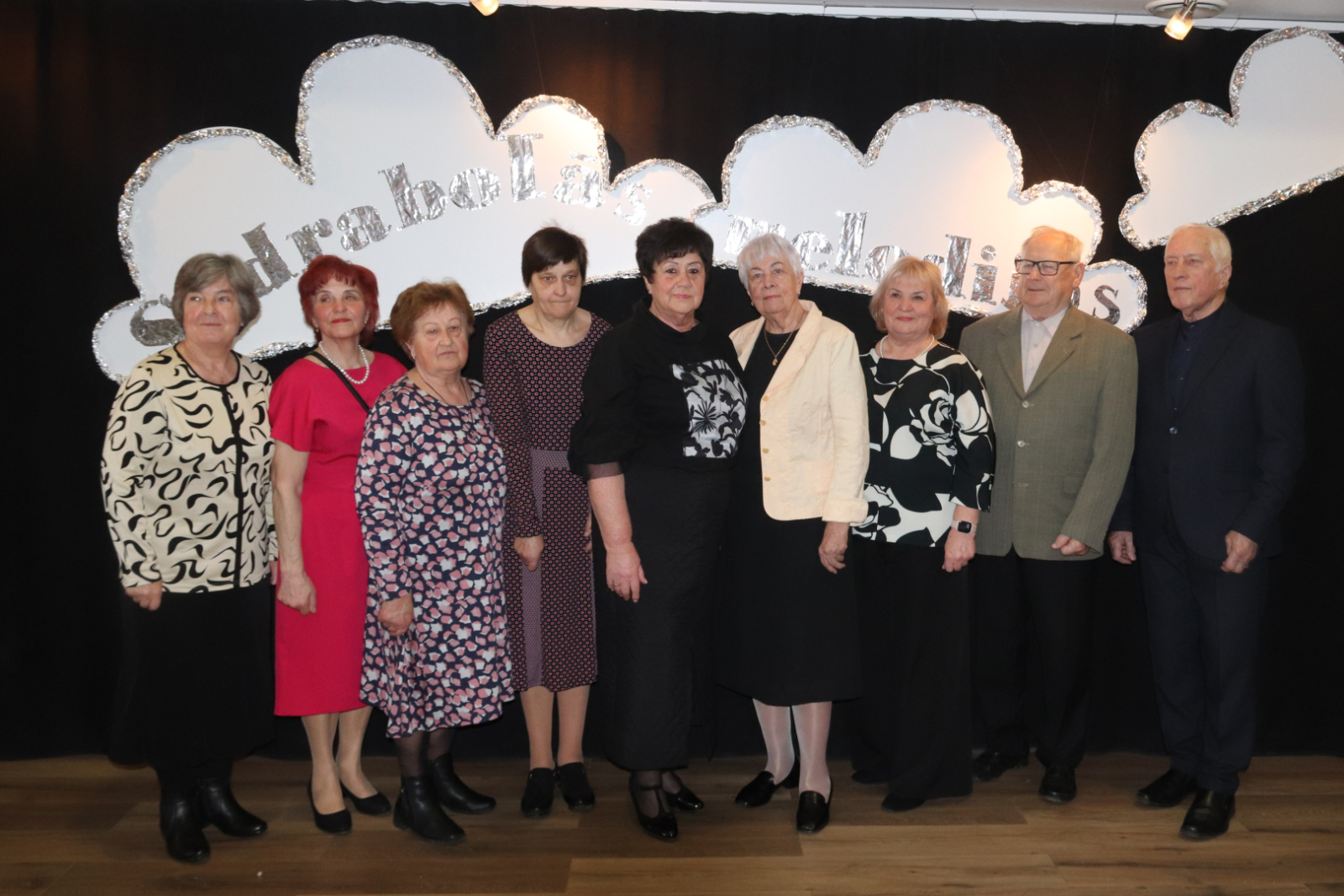 Seniori svinēja Sudrabotās melodijas