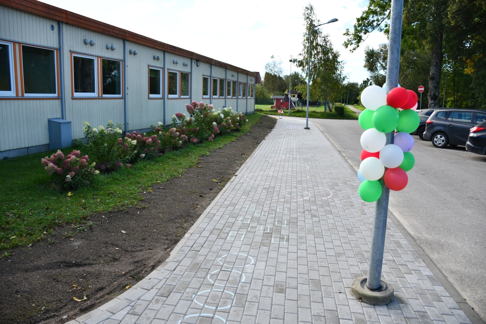 Pie Tārgales pamatskolas uzlabota gājēju infrastruktūra