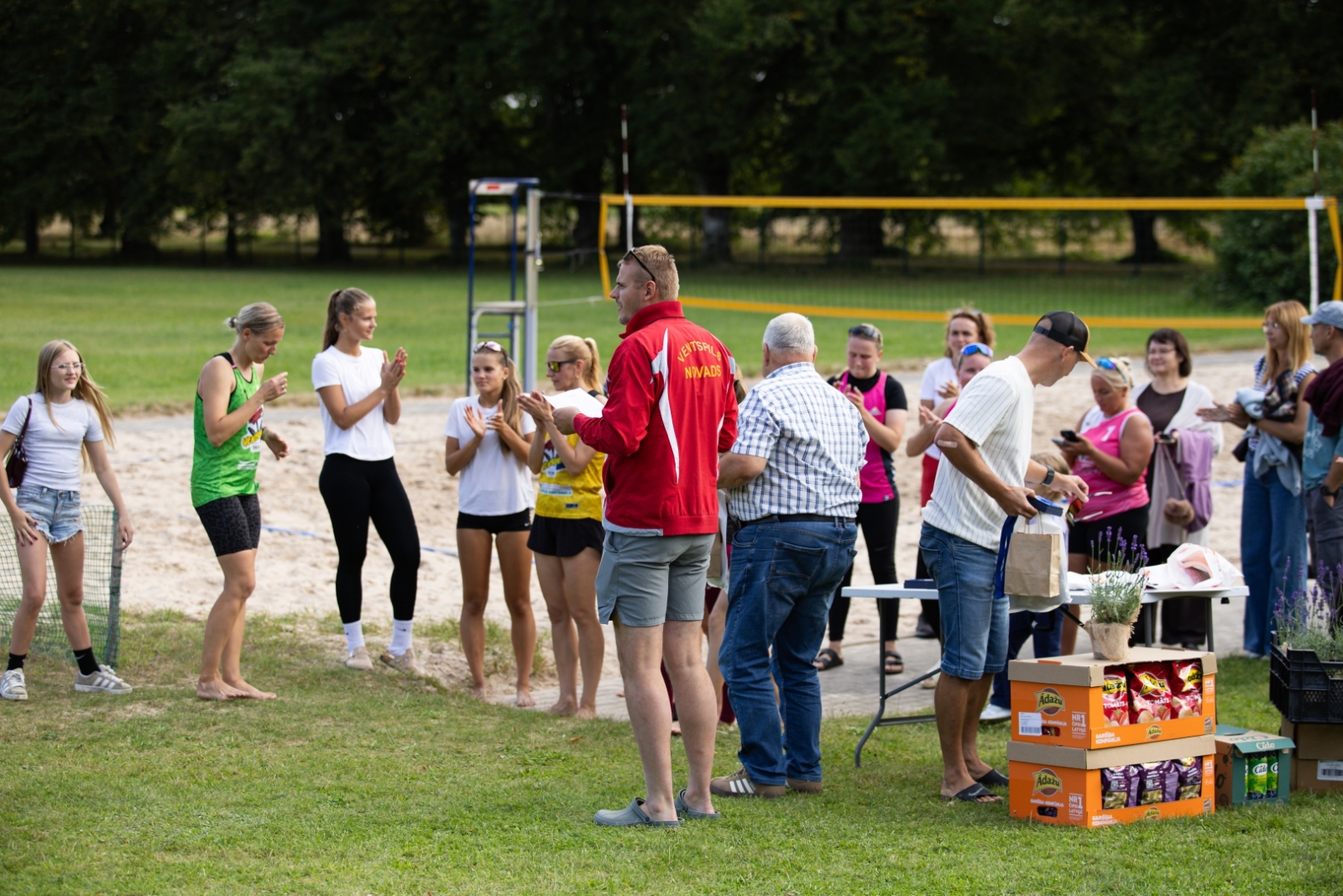Ventspils novada čempionātā pludmales volejbolā sievietēm triumfē Žeimunde/Černuho