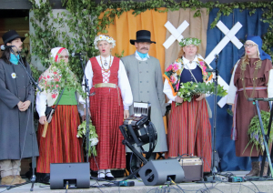 Dzied folkloras kopa
