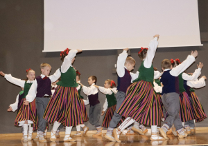 Dejo bērnu deju kolektīvs