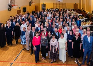 Puzes pamatskolai nosvinēta 150 gadu jubileja