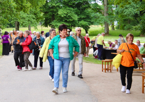 Seniori ierodas uz sporta spēlēm