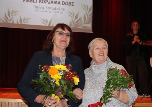 Seniori ieradušies uz saietu