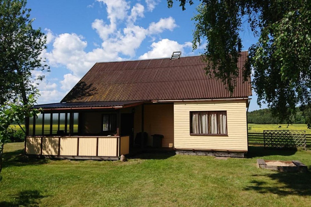 Atpūtas vietas “Pirmie Zaļmeži” ēka