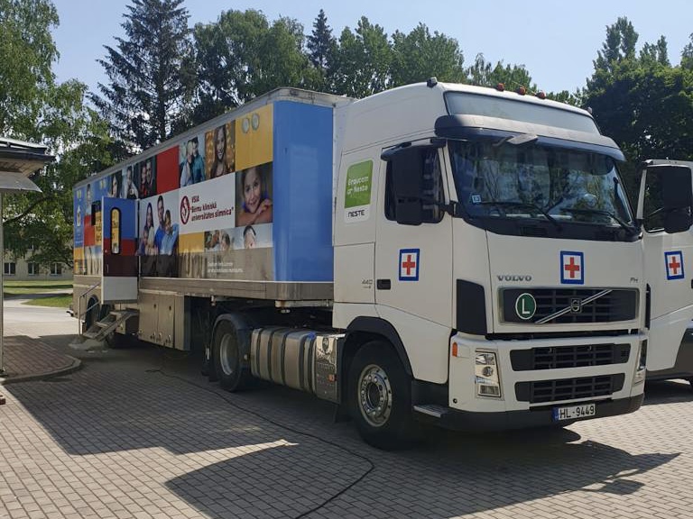 Mobilais busiņš jeb “Mobilais veselības aprūpes centrs bērniem”