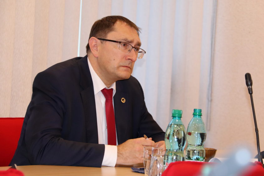 Satiksmes ministrs Tālis Linkaits apmeklē Ventspils novada domi
