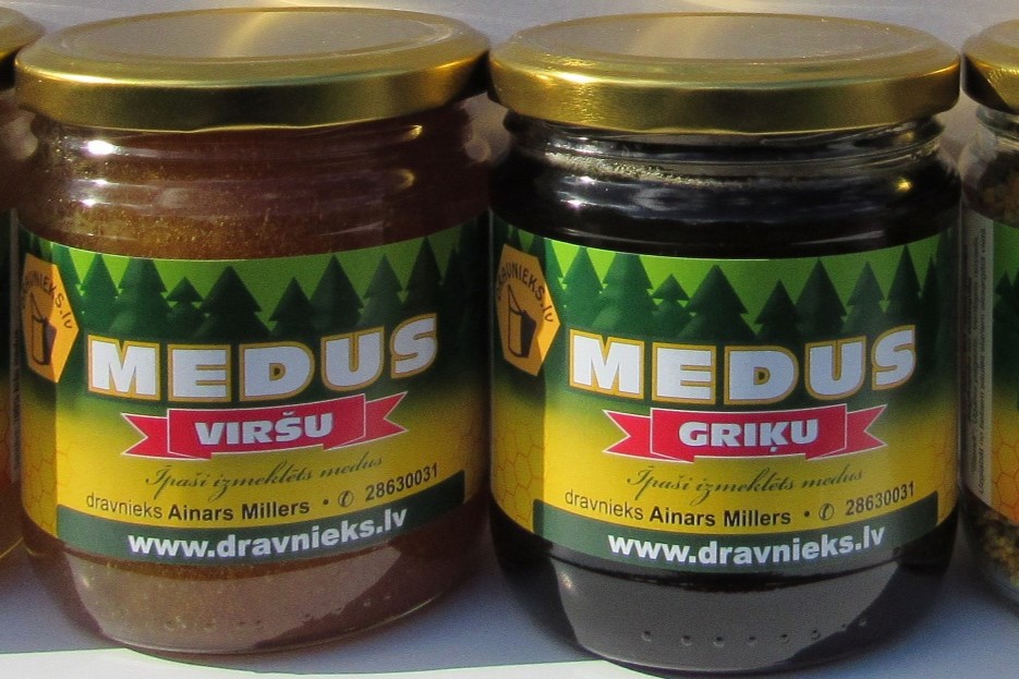 Ugāles mežu medus