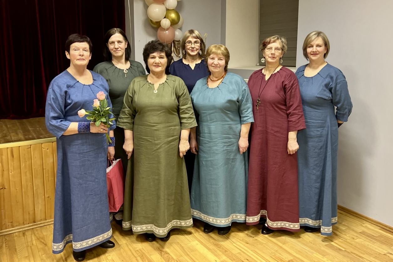 Folkloras kopa “Pūnika”
