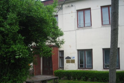Zūru bibliotēkas ēka