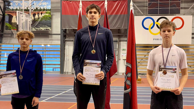Sportisti ar diplomiem