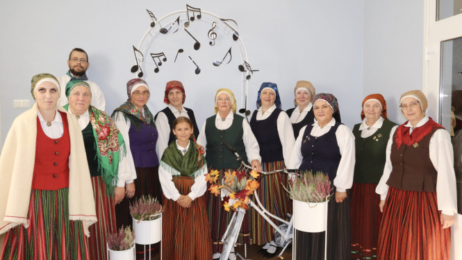 Folkloras kopa “Pūnika”