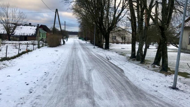Pašvaldības autoceļš Ances pagastā ziemā