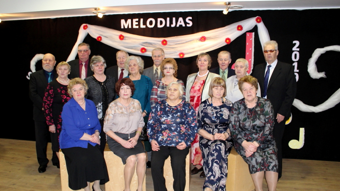 Senioru kopbilde