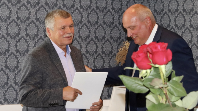 Sveic kolektīva vadītāju