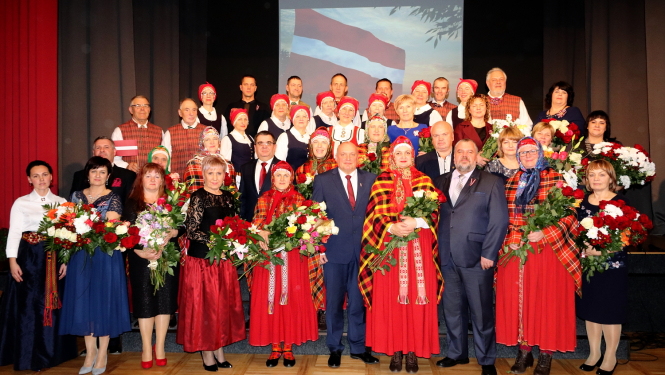 Apbalvojamo kopbilde