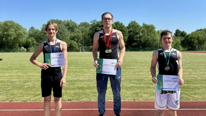 Sportisti ar diplomiem