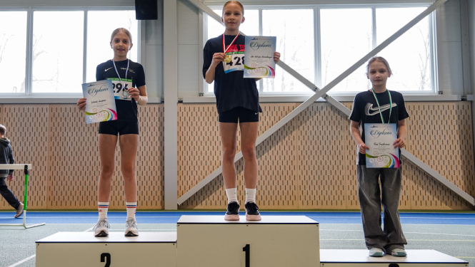 Sportisti uz pjedestāla 