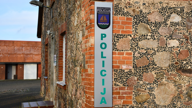 Policijas ēka Popē