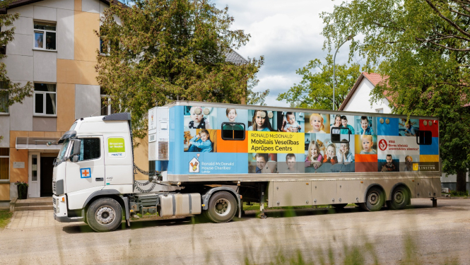 Mobilais busiņš jeb “Mobilais veselības aprūpes centrs bērniem”