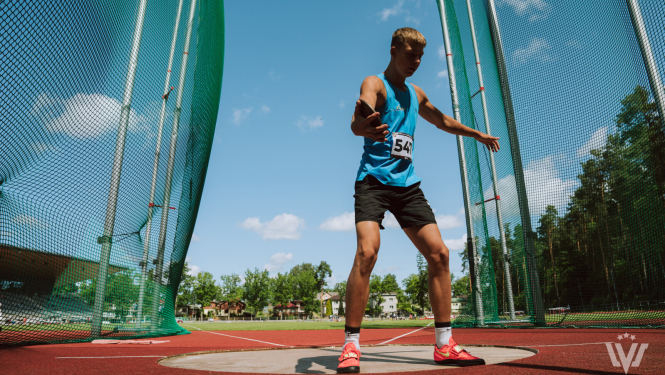 Puisis iesildās diska mešanai