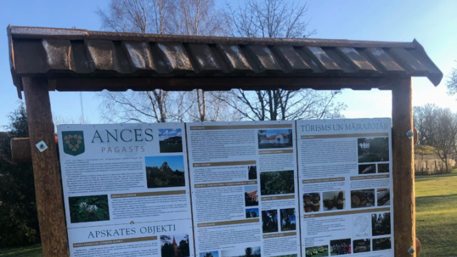 Informatīvs stends Ancē