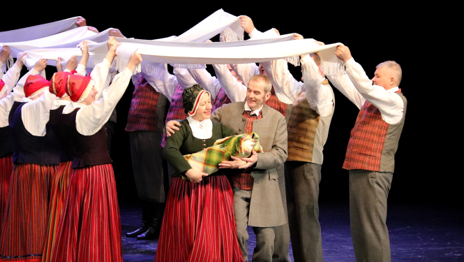 Dejo tautas deju kolektīvs