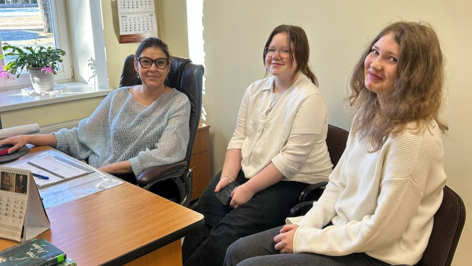 Jaunietes ēno Jūrkalnes pagasta pārvaldes darbiniekus