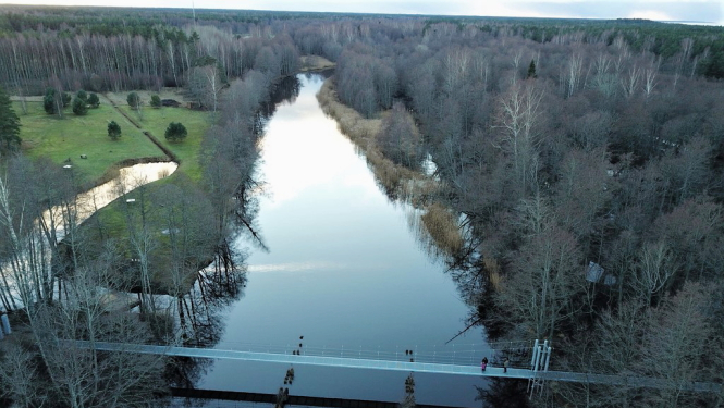 Tilts pāri Irbes upei