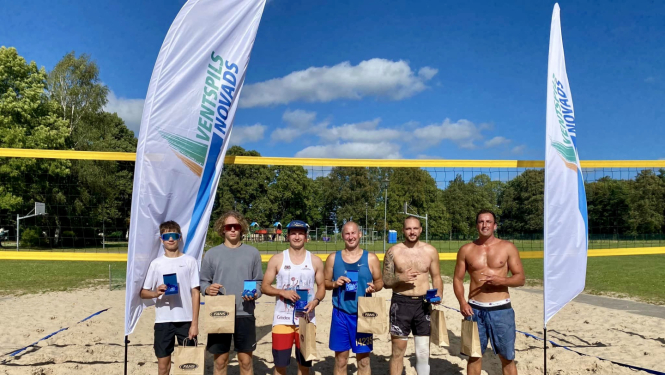 Turnīra dalībnieki