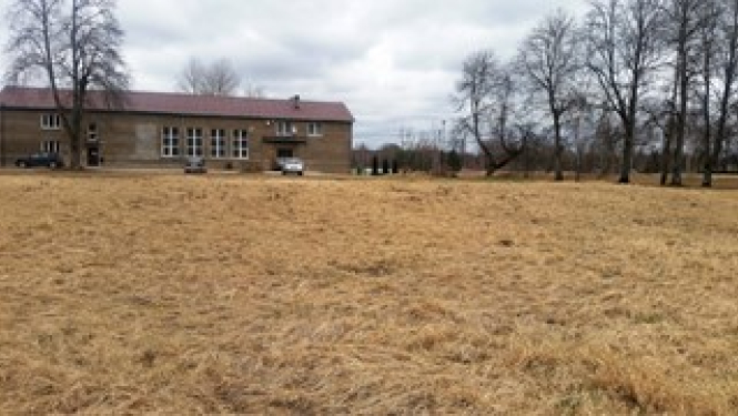 Laukums pie Zlēku kultūras nama